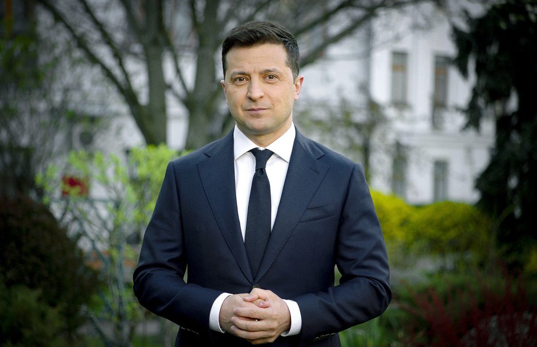Володимир Зеленський: “Заради перемоги ми відзначаємо Великдень вдома”