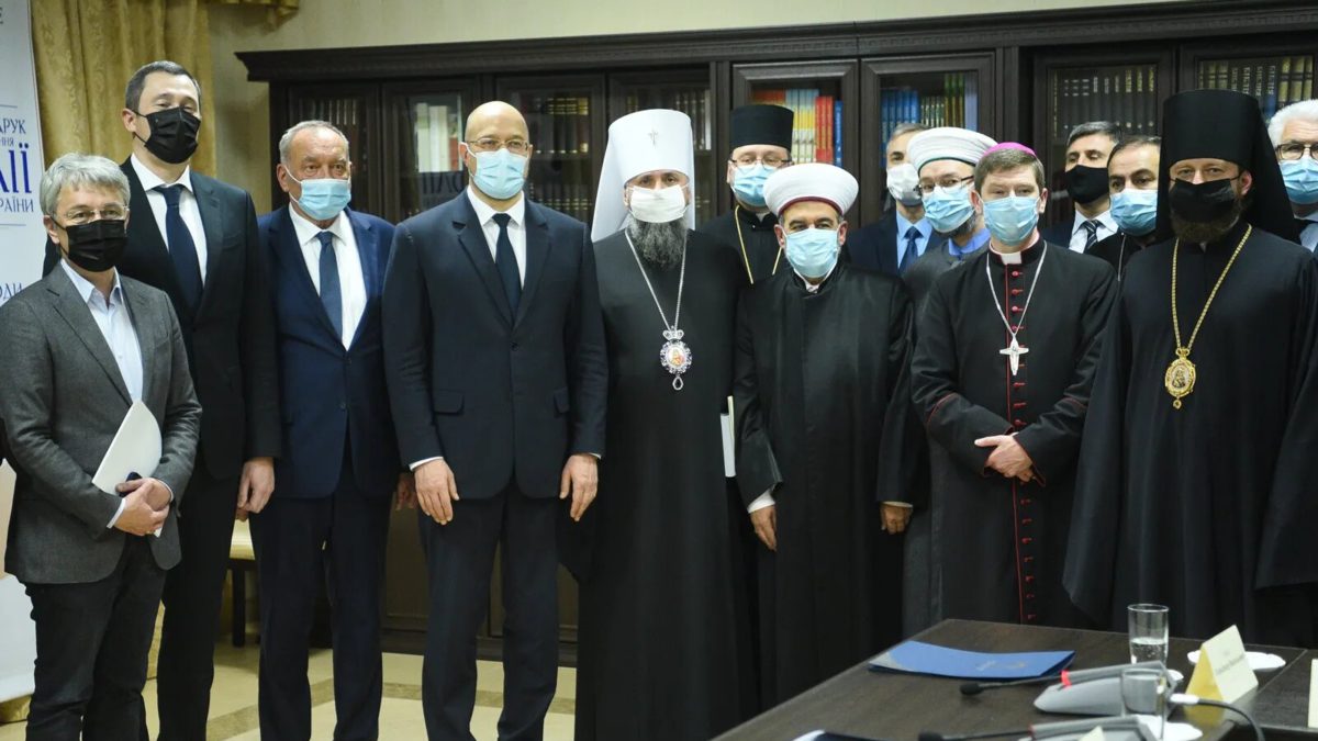 ВРЦіРО закликала зупинити обстріли міст України, хоча б на час святкування Великодня