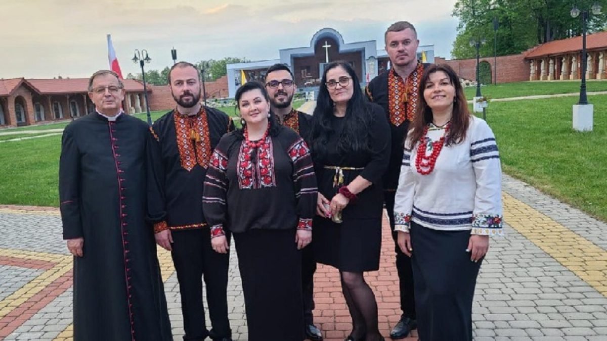Представники єпархії обговорили питання духовної опіки українських біженців у Польщі