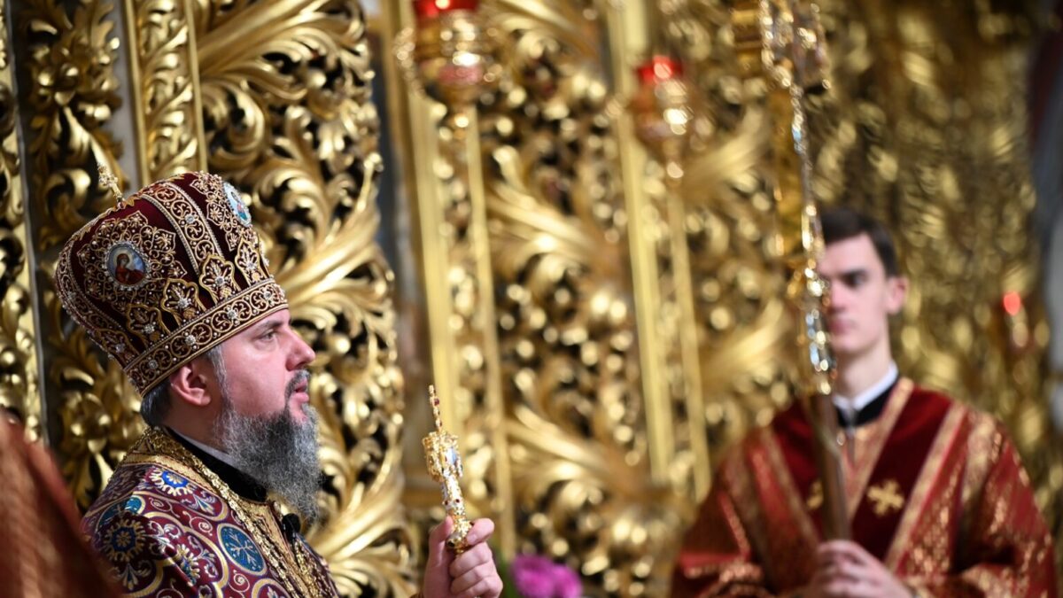 Проповідь Митрополита ЕПІФАНІЯ на свято Воздвиження Чесного й Животворчого Хреста Господнього 2022 р.Б.