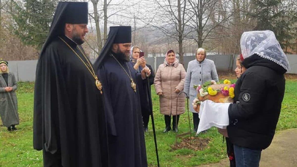Кримінальний архієрей відвідав Хмельниччину