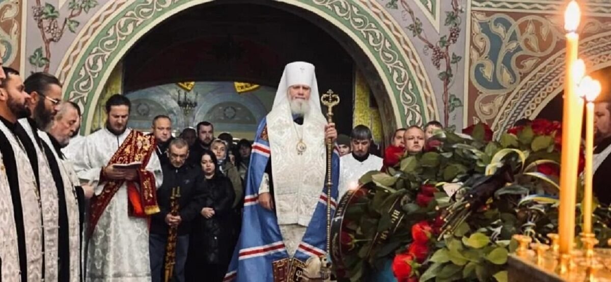Священники та віряни тринадцяти єпархій провели у вічність полеглих Захисників України