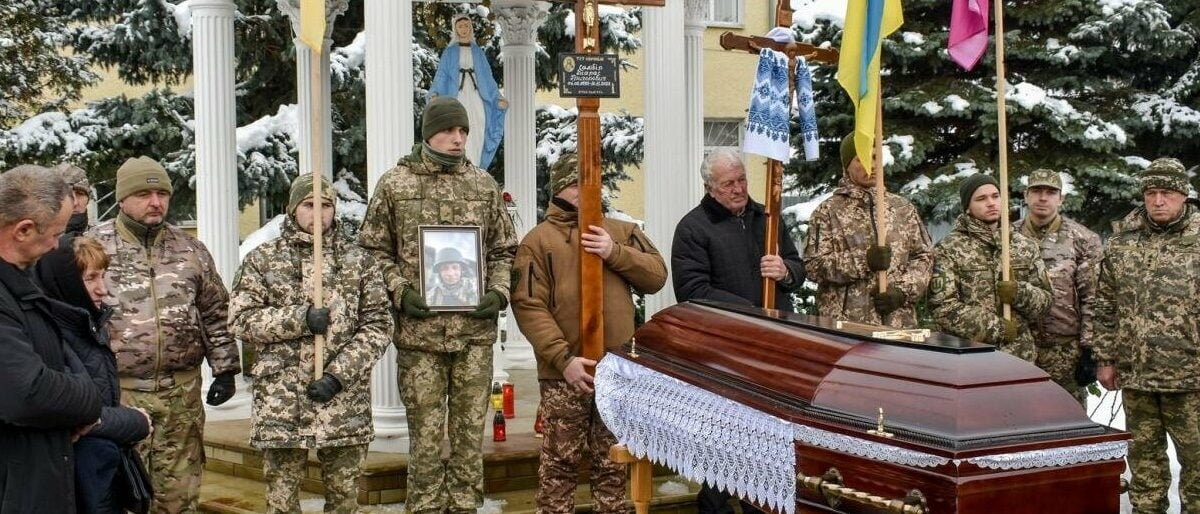 «Віддав своє життя за свободу України»: тіло загиблого Героя зустріли на Тернопільщині