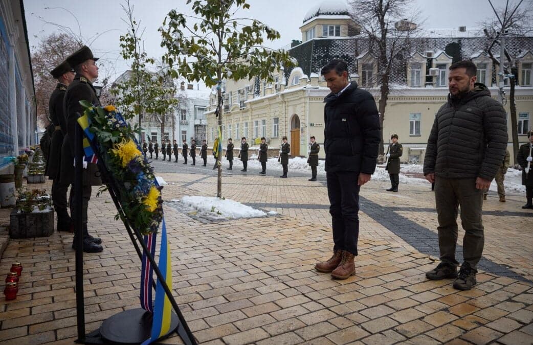 Володимир Зеленський і Ріші Сунак вшанували пам’ять українських захисників