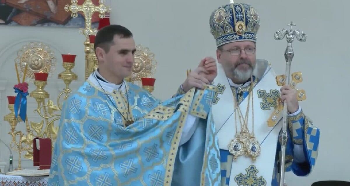 «Дозвольте мені поцілувати вам руку», — Глава УГКЦ до священника з окупованого Мелітополя