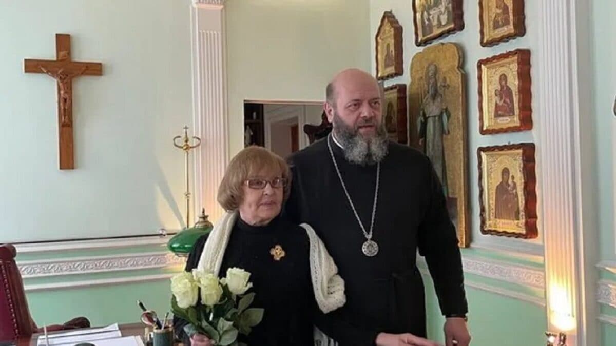 Ада Роговцева та митрополит ПЦУ відвідали пам’ятні місця Лесі Українки у Луцьку