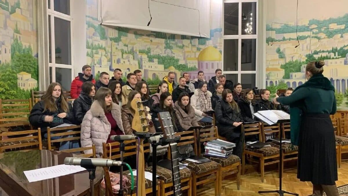 На Тернопільщині християни віри євангельської готуються відзначати Різдво 25 грудня