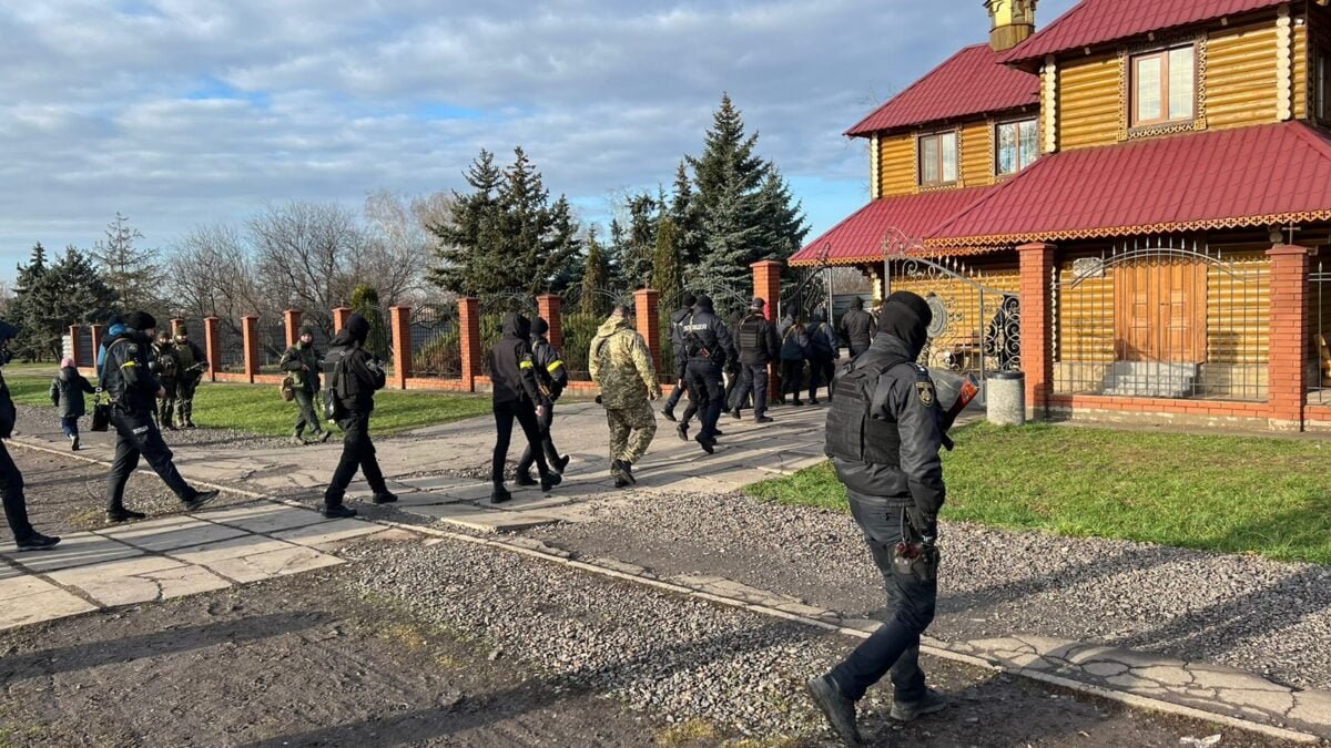 «Росія встанєт із пєпла»: Священики УПЦ (МП) у Кривому Розі працювали на путіна