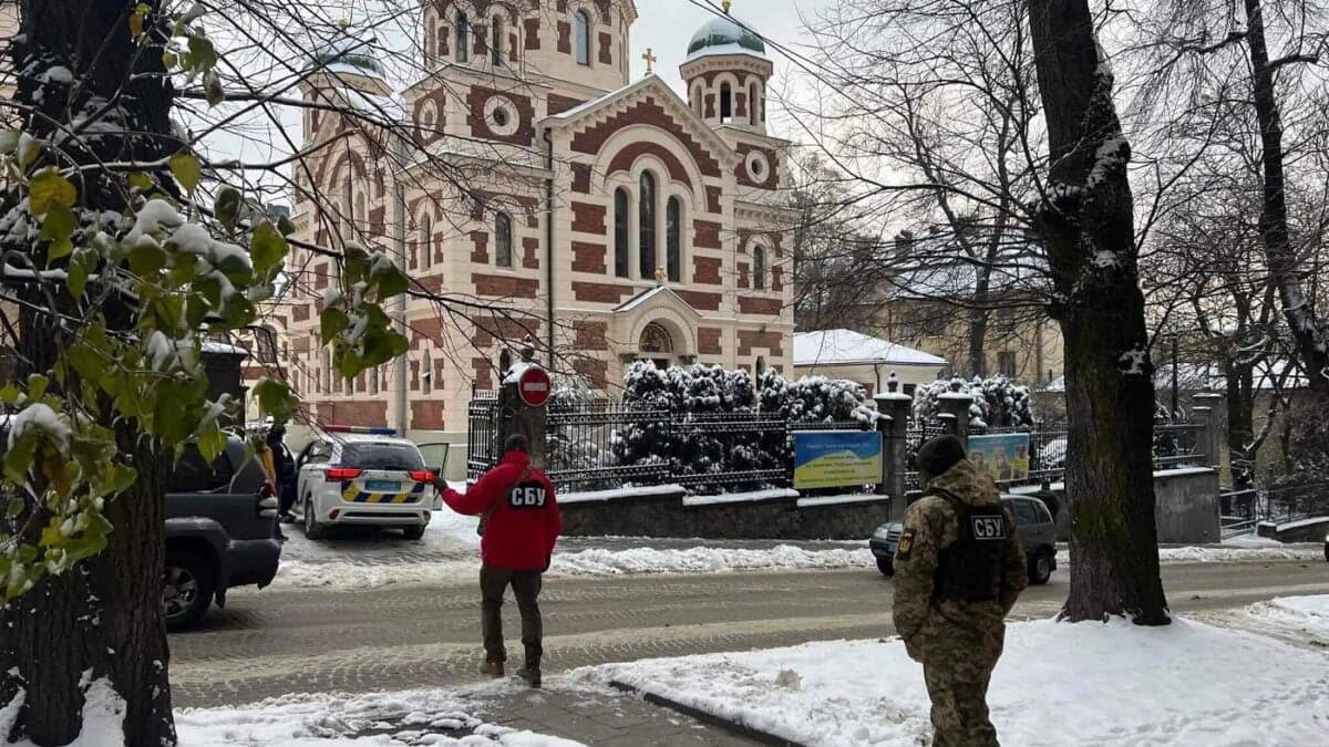 СБУ з обшуками в церкві УПЦ (МП) у Львові, – соцмережі