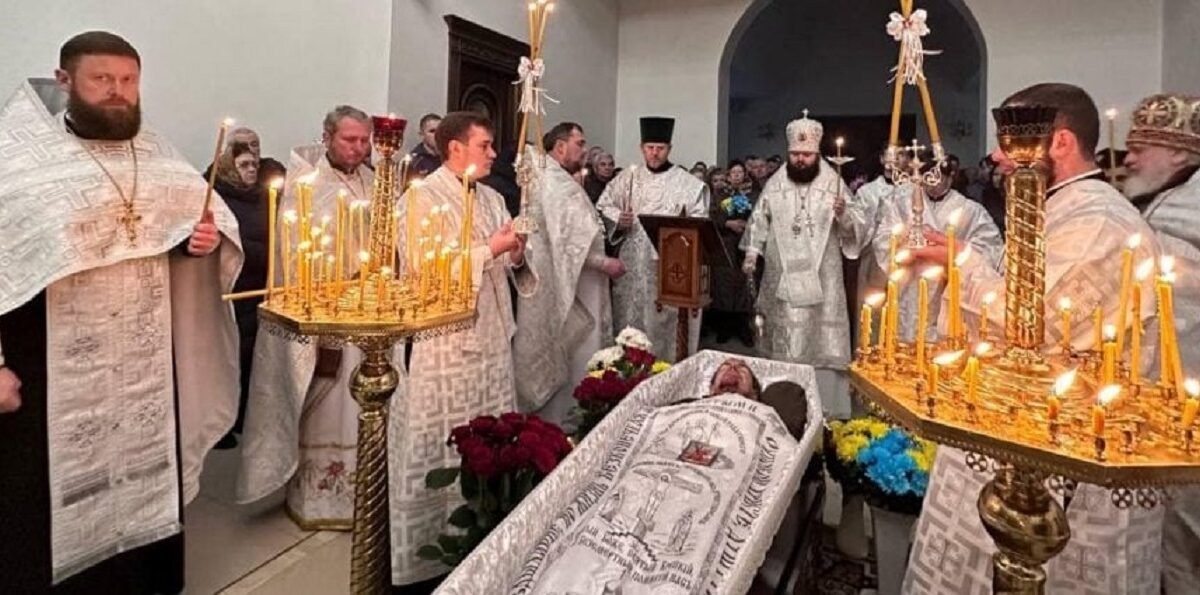 У різних регіонах України Церква провела у вічність полеглих Захисників