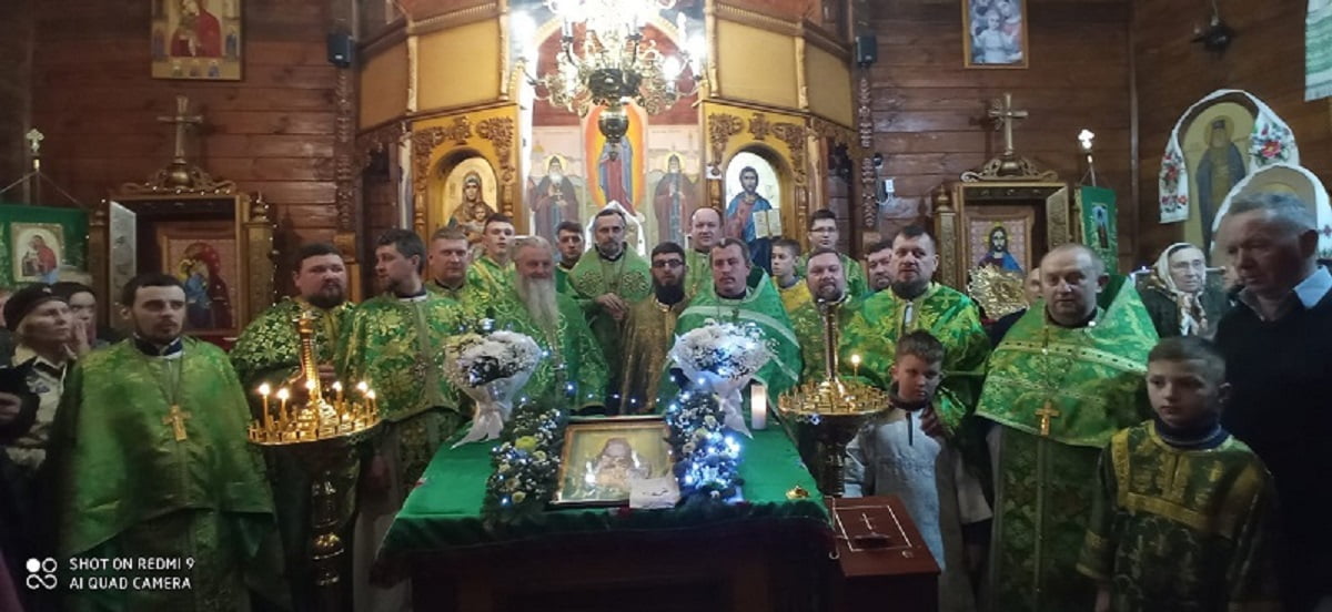 <strong>Богослужіння у Свято-Амфілохіївському монастирі в Малій Іловиці</strong>