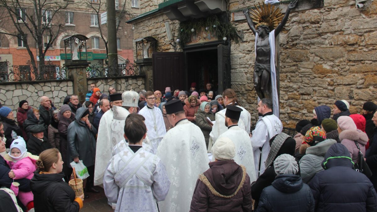 «Святий» злочинець освятив воду в Тернополі