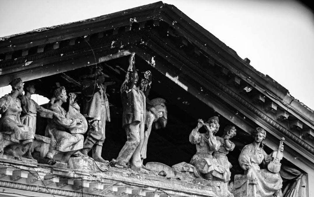 Війна символів: як Росія намагається викрадати культурну спадщину України