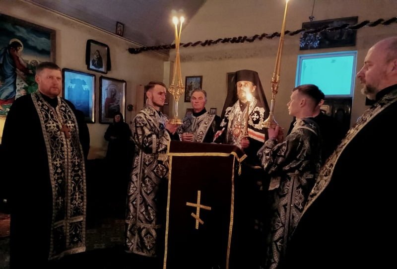 Митрополит Нестор звершив богослужіння та прочитав Великий покаянний канон