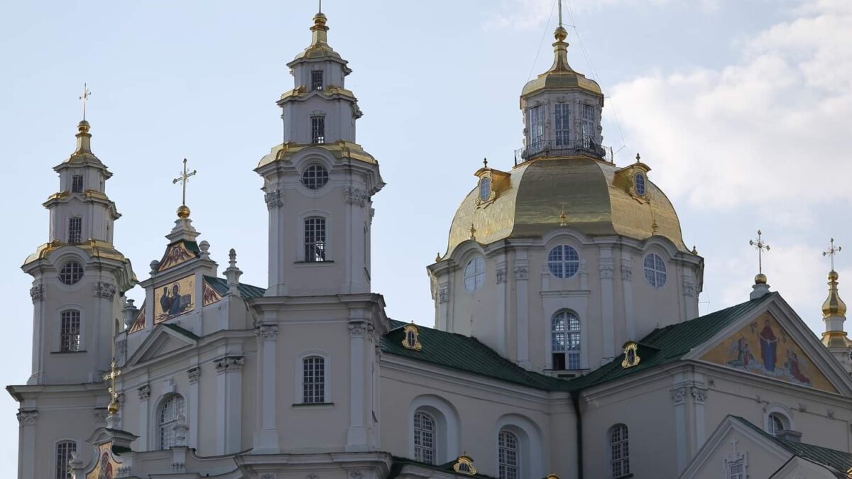Продовжуємо позбуватися від московського впливу через українські святині