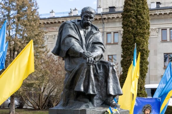У Тернополі вшанували 209-ту річницю з Дня народження Тараса Шевченка