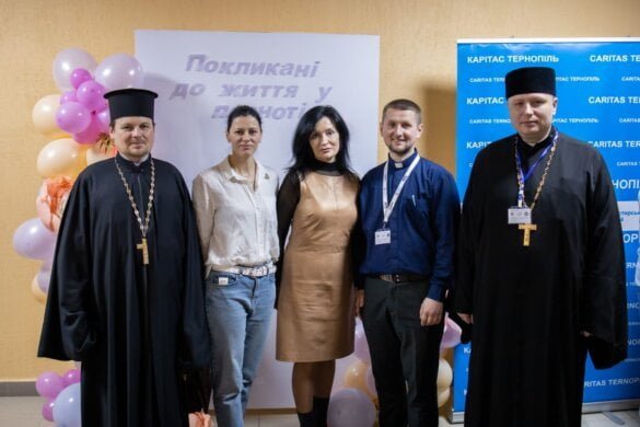 Участь церкви в допомозі молоді з ментальними порушеннями: важливість духовної підтримки