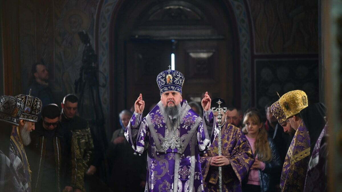 Блаженнійший Митрополит Епіфаній очолив Божественну літургію у четверту неділю Великого посту