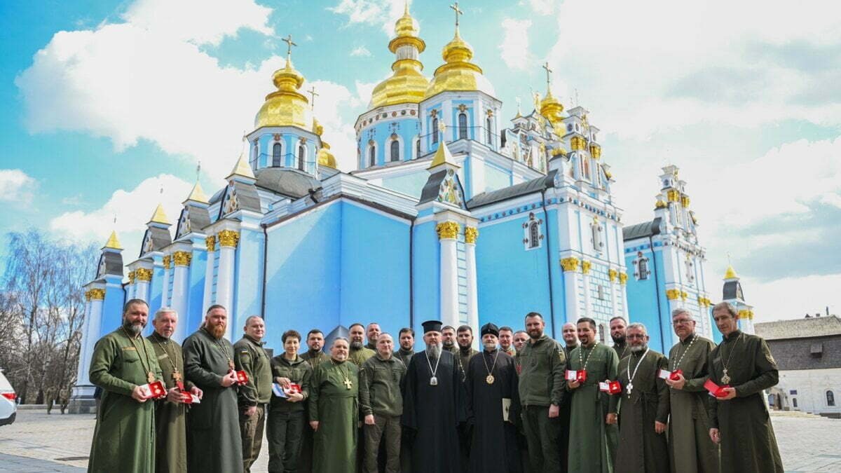 Блаженніший Митрополит Київський і всієї України відзначив нацгвардійців та капеланів: нагороди та обговорення ситуації з капеланським служінням.