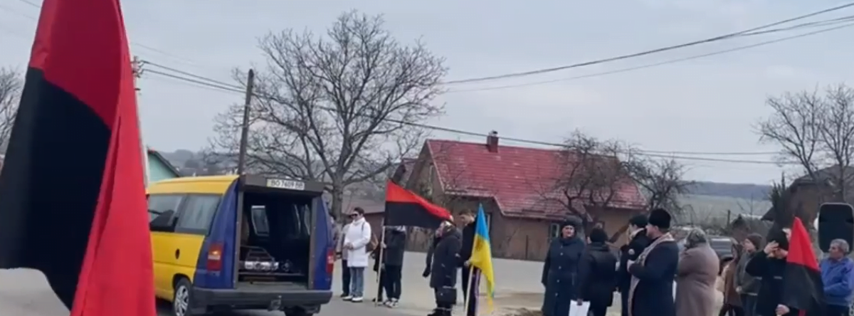 У Тернопільській області провели в останню дорогу героя України, Ігоря Бернадинюка
