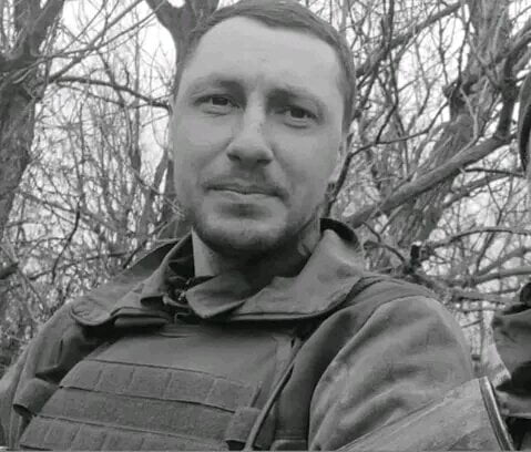Україна втратила двох Героїв: віддаємо останню шану Ігорю Побігуну та Богдану Карпінському