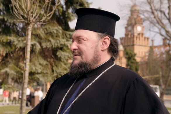 «Церква буде українська, без всілякої Москви»: на Буковині триває перехід релігійних громад до ПЦУ - відео