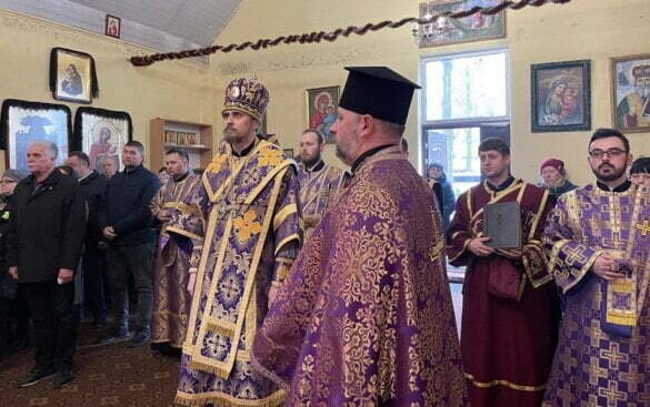 Митрополит Нестор очолив Божественну літургію у Тернополі з проханнями за мир в Україні та захисників країни