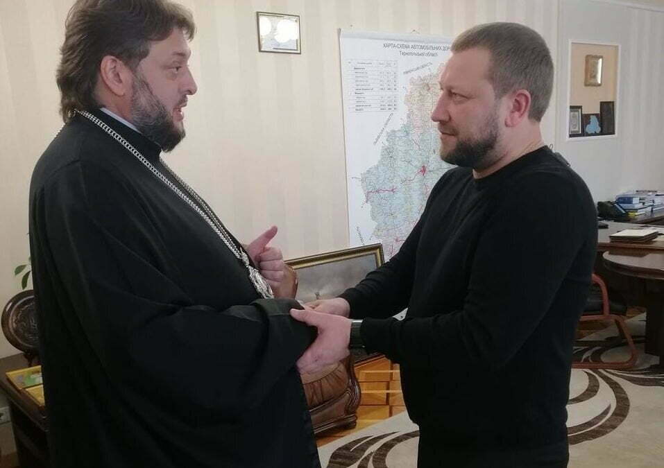 Вітання колаборанта голові обласної військової адміністрації: чому це шокує громадськість