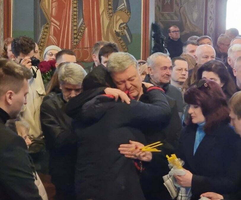 Україна прощається зі своїми героями: загинули воїн Олег Барна та його командир Валерій Дорохов