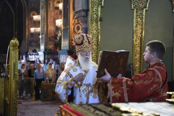 Перенесення мощей святителя Миколая до міста Бар: святкове вшанування і чудотворність