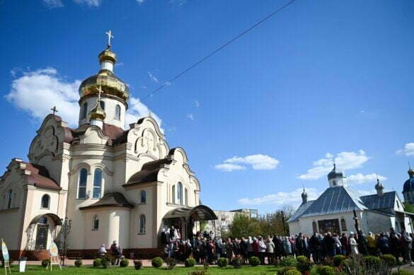 Предстоятель в Нововолинську відвідав громаду на честь архістратига Божого Михаїла