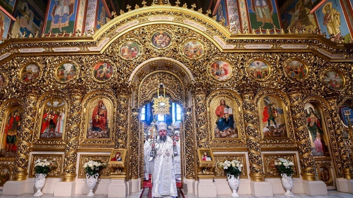 Божественна літургія в день відзначення відновлення Свято-Михайлівського Золотоверхого собору