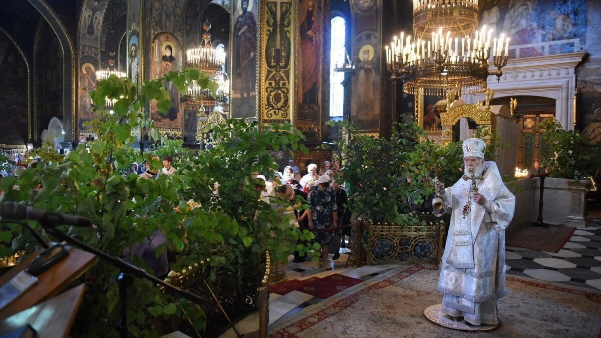 Святійший Патріарх Філарет звершив Божественну літургію та панахиду у Троїцьку поминальну суботу