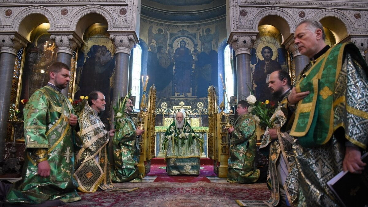 Патріарх Філарет відзначив День Святої Тройці та закликав до терпіння і перемоги