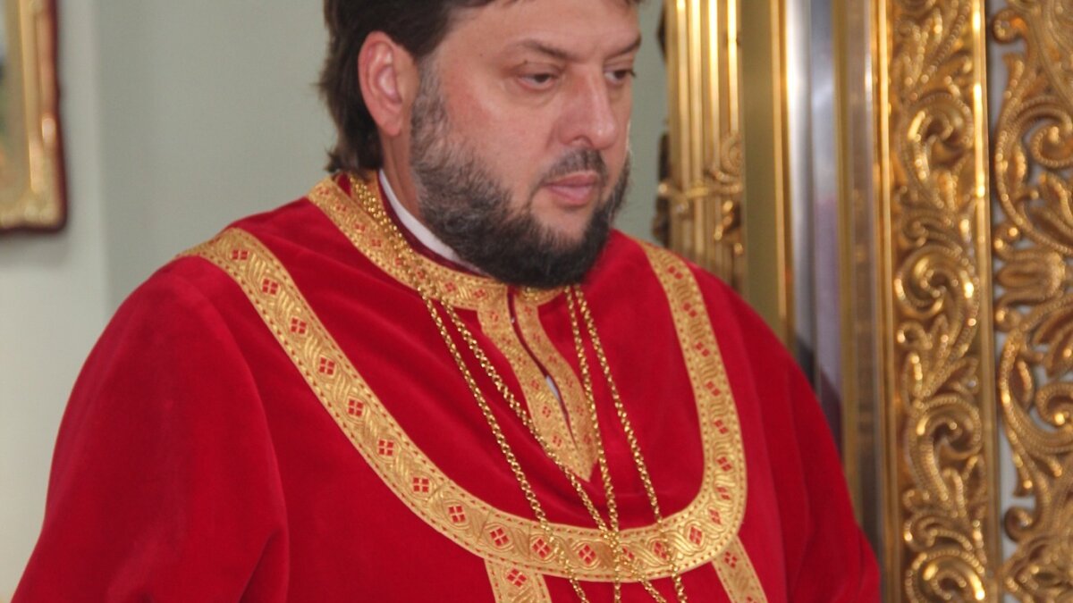 Кримінальний злочинець очолив богослужіння: Церква в новому образі