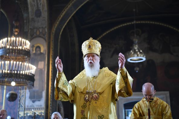 Патріарх Філарет звершив Божественну літургію та молебень до всіх святих в Володимирському соборі