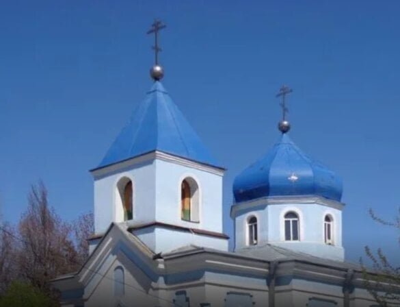 Грубе порушення: Російські окупанти розмістили базу військовослужбовців у церкві в Мелітополі