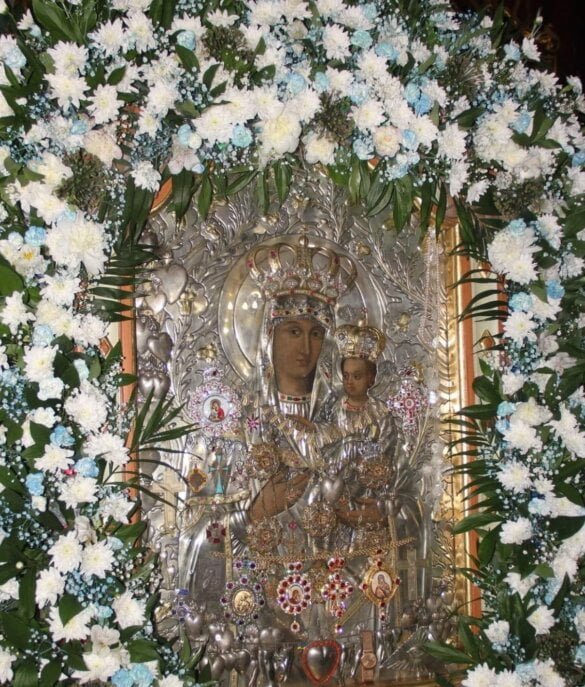 Українська Православна Церква святкує чудотворну Ікону Тернопільської Матері Божої