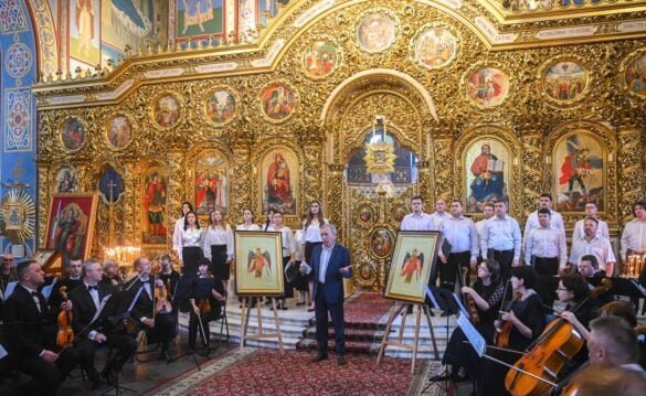 Митрополит Епіфаній взяв участь у музичній «Молитві за медиків»