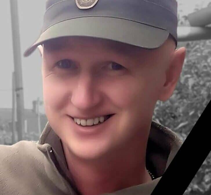 Герой України пішов у вічність: пам’ять про загиблого медика Василя Кучмая