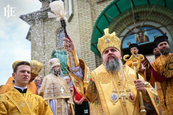 Вшанування 12-ох святих апостолів і єднання в Православній Церкві України