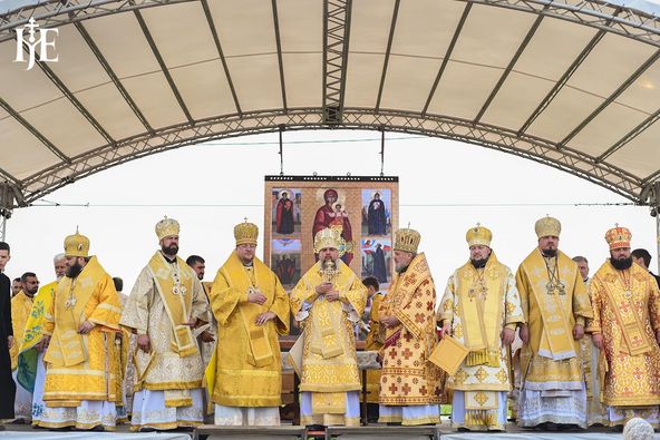 500 днів відкритого нападу: Україна продовжує боротьбу та зберігає єдність