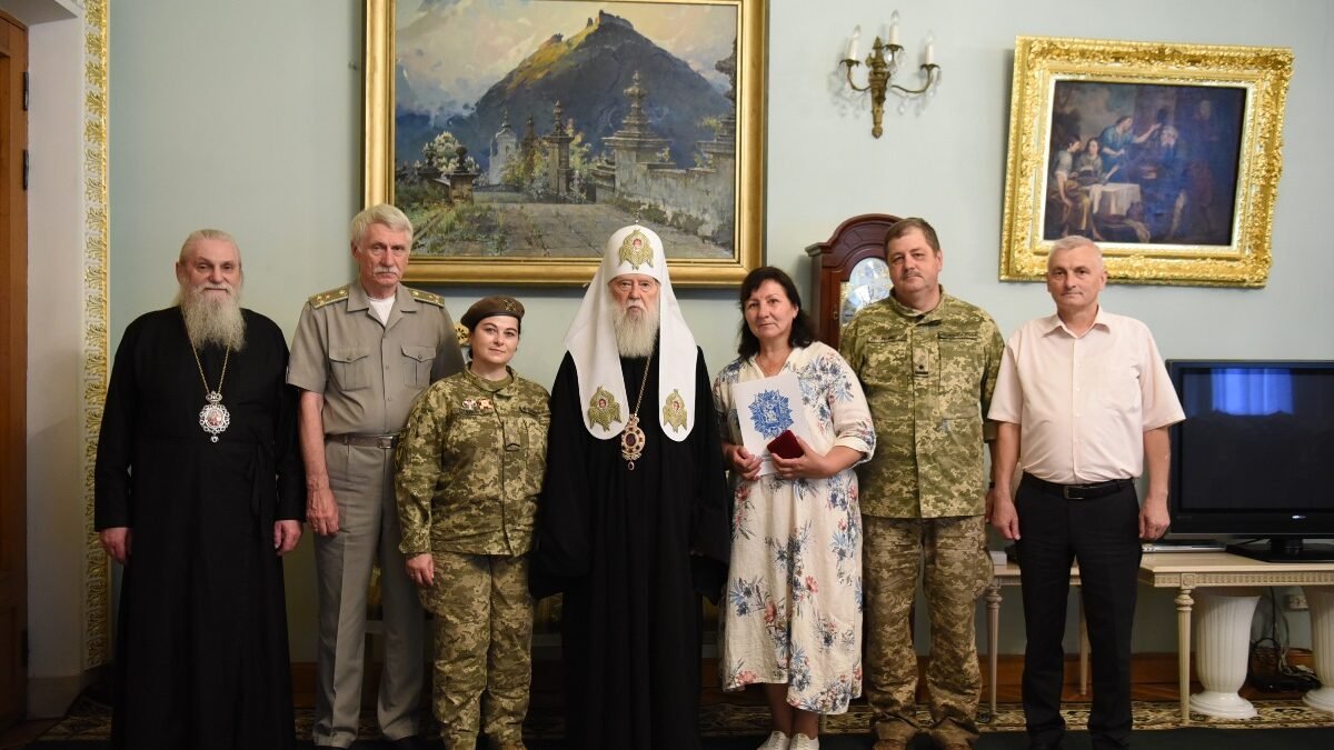 Патріарх Філарет відзначив військових медиків за служіння Українській державі