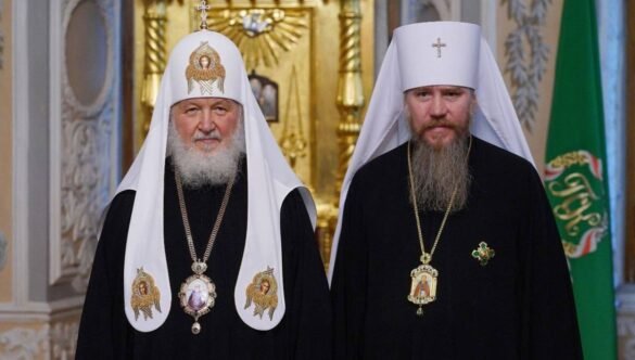 Кирил (Гундяєв) нагородив митрополита Єлисея за підтримку російської агресії та відмову від рішень УПЦ МП