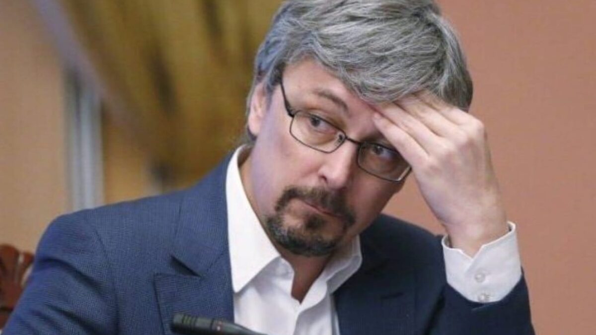Парламент ухвалив відставку міністра культури Олександра Ткаченка