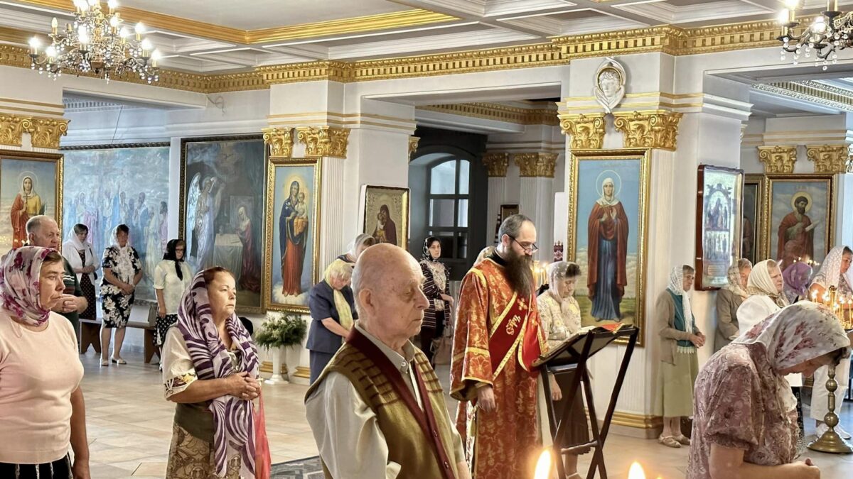 Свято Хреста Господнього та Пам’ять сімох мучеників Маккавеїв в Свято-Троїцькому соборі Тернополя