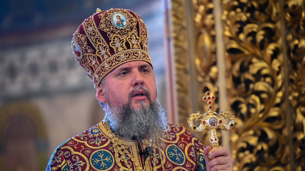Хрест нагадує нам, що завдяки жертовності та смиренню досягається перемога, – Митрополит Епіфаній