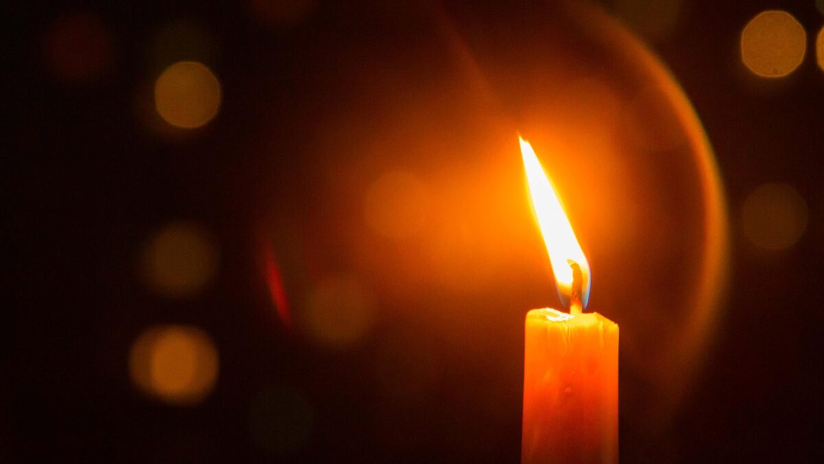 Тернопіль прощається із загиблим на війні Андрієм Карпюком