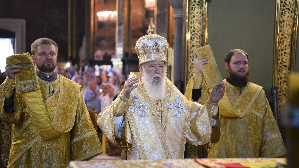 Патріарх Філарет відслужив Божественну літургію в День Собору преподобних отців Києво-Печерських