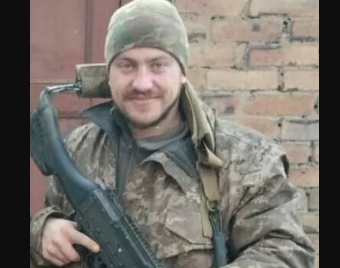 Солдат Роман Мищишин: Вічна Пам’ять та Повернення до Рідного Села